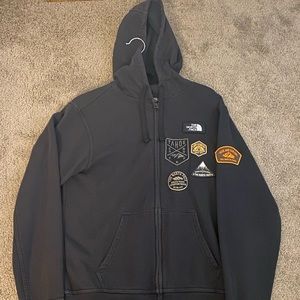 The North Face Hoodie w Patches